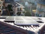 Parziale integrazione architettonica, 2,1 kWp, 12 moduli Conergy S 175 M, Si mono-cristallino